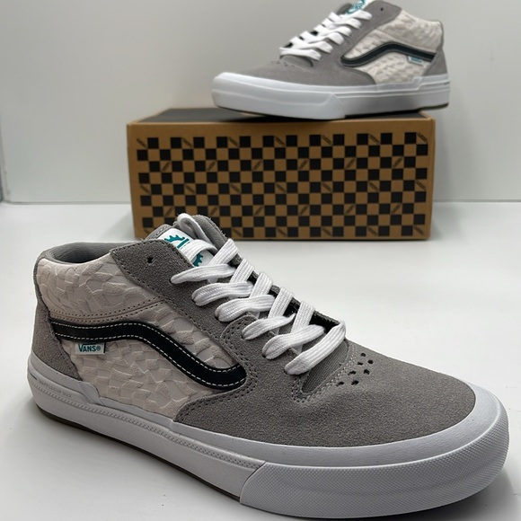 Vans Men’s Bmx Style 114 Peraza Grey/White
VN0A4BXL1XM
Sneakers - Picture 15 of 16